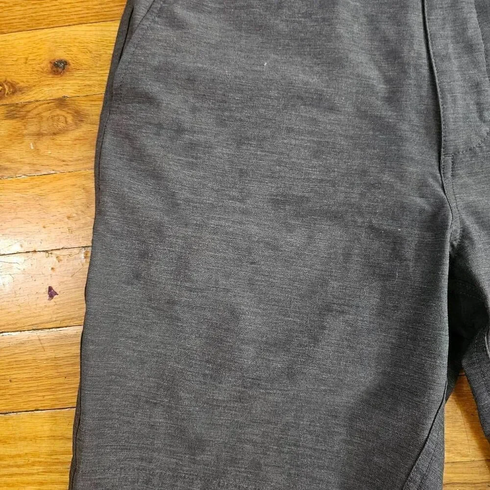 Faherty Mens Charcoal Gray All Day Shorts Size 30 9 Inch Inseam Stretch